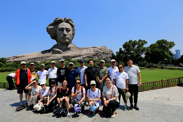 28 感受偉人風采 重溫歷史風云——金恒德集團黨委湖南行