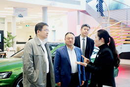 232 一汽-大眾奧迪銷售事業部執行副總經理孫惠斌一行蒞臨杭州德奧走訪指導