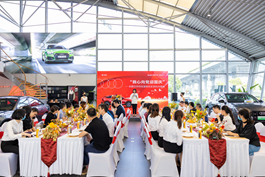 258  “我心向黨迎國(guó)慶”拱墅區(qū)祥符街道商會(huì)走進(jìn)杭州德奧